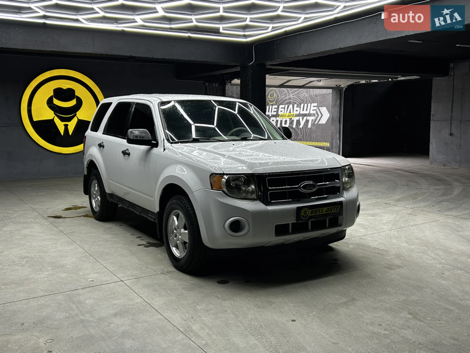 2010 Ford Escape - мініатюра 2