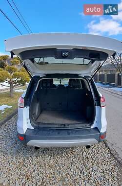 Внедорожник / Кроссовер Ford Escape 2014 в Ивано-Франковске