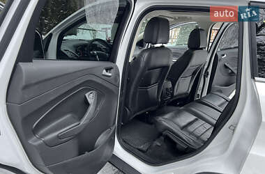Внедорожник / Кроссовер Ford Escape 2016 в Трускавце