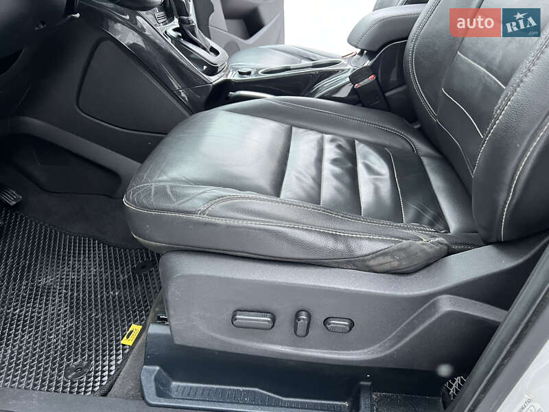 Внедорожник / Кроссовер Ford Escape 2016 в Трускавце