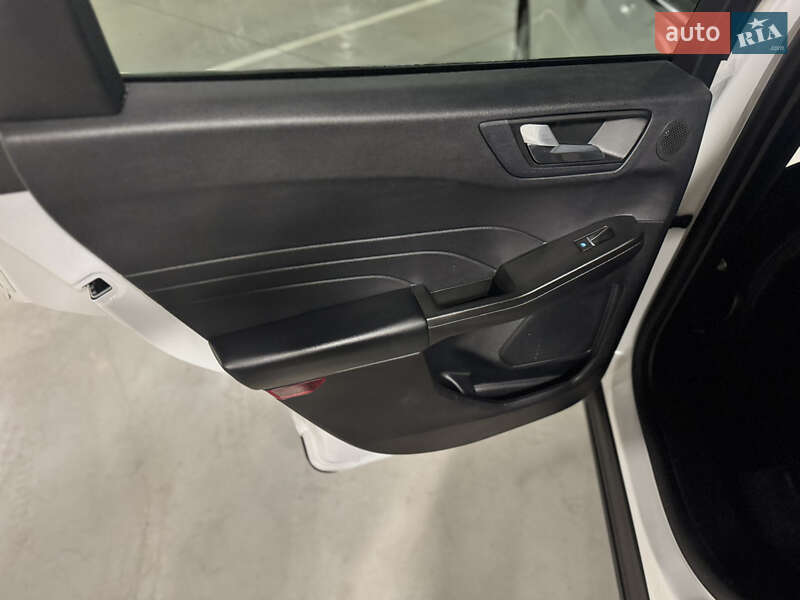 Позашляховик / Кросовер Ford Escape 2021 в Одесі