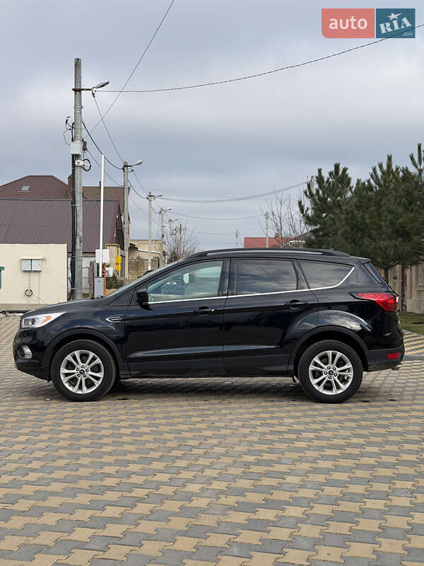 Внедорожник / Кроссовер Ford Escape 2019 в Одессе