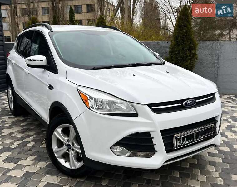 Позашляховик / Кросовер Ford Escape 2015 в Кропивницькому фото 10 Позашляховик / Кросовер Ford Escape 2015 в Кропивницькому