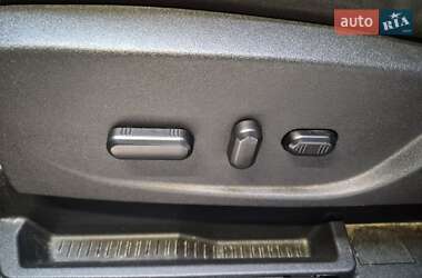 Внедорожник / Кроссовер Ford Escape 2015 в Хмельницком