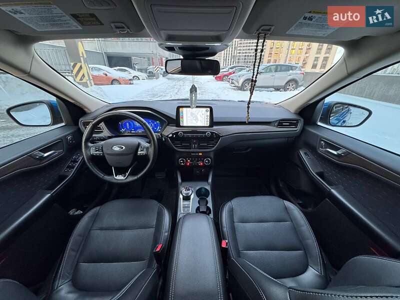 Внедорожник / Кроссовер Ford Escape 2019 в Киеве