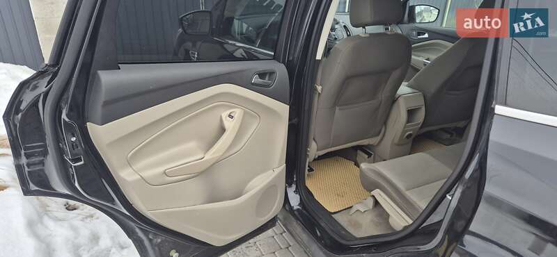 Позашляховик / Кросовер Ford Escape 2015 в Києві