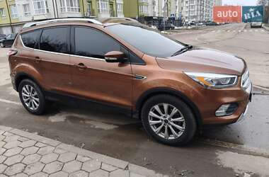 Позашляховик / Кросовер Ford Escape 2017 в Івано-Франківську
