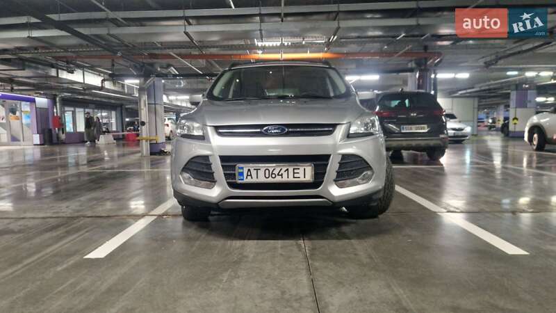 Позашляховик / Кросовер Ford Escape 2016 в Івано-Франківську