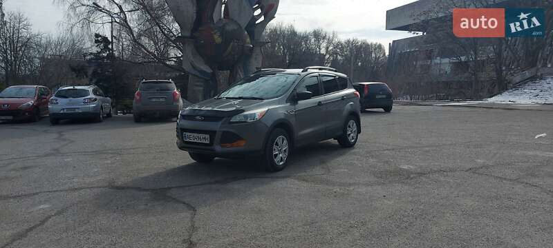 Внедорожник / Кроссовер Ford Escape 2014 в Днепре