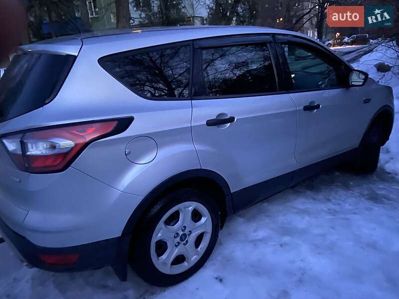 Позашляховик / Кросовер Ford Escape 2018 в Чернігові фото 2 Позашляховик / Кросовер Ford Escape 2018 в Чернігові