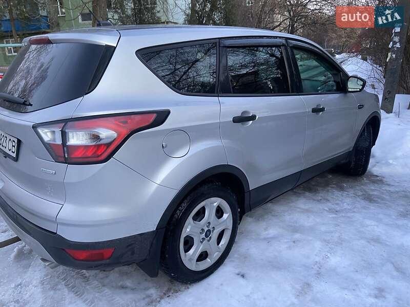 Позашляховик / Кросовер Ford Escape 2018 в Чернігові фото 9 Позашляховик / Кросовер Ford Escape 2018 в Чернігові