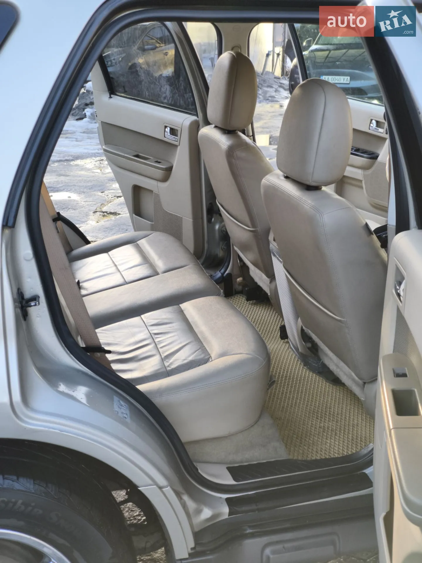 2011 Ford Escape - мініатюра 11