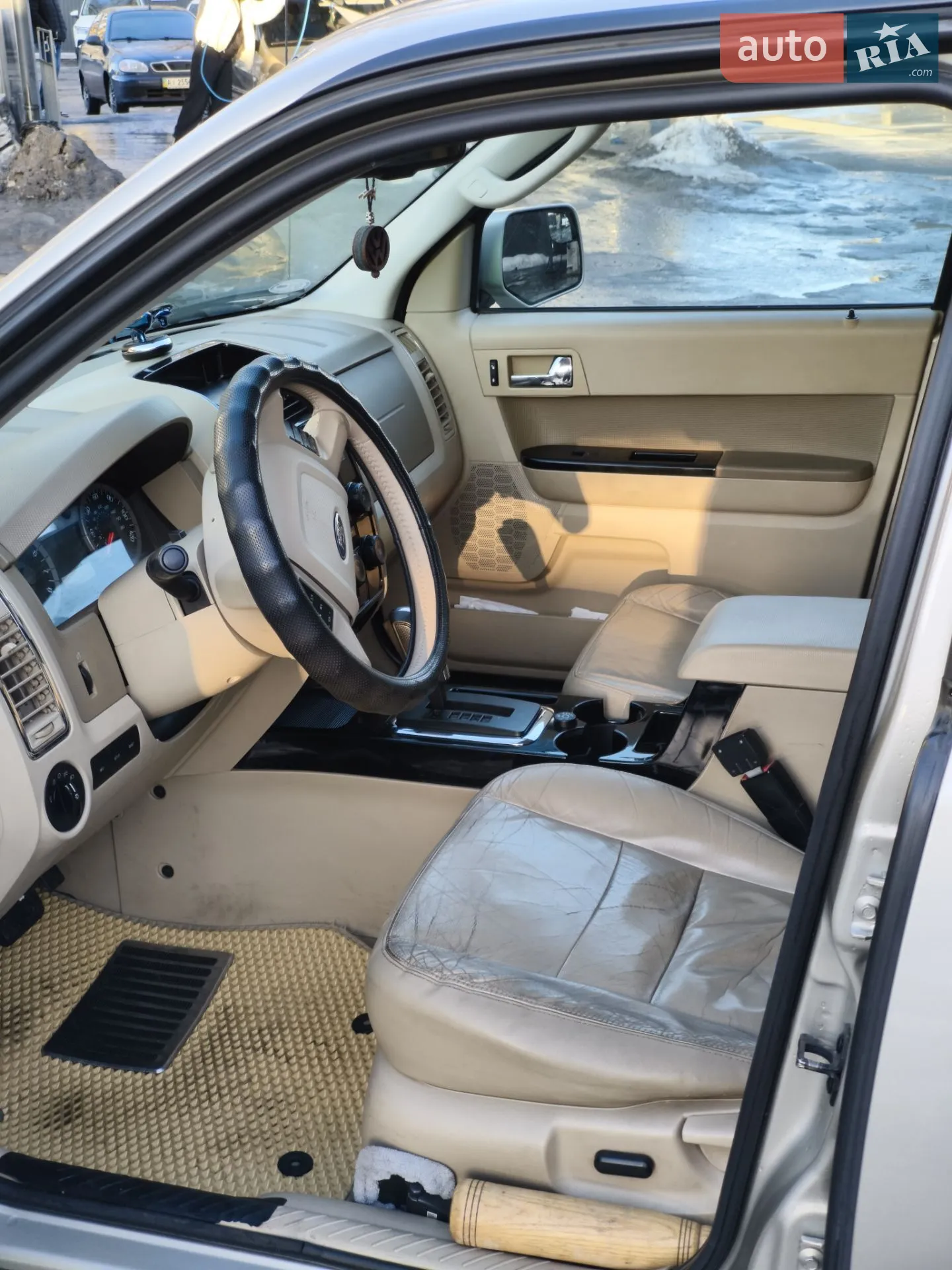 2011 Ford Escape - мініатюра 15