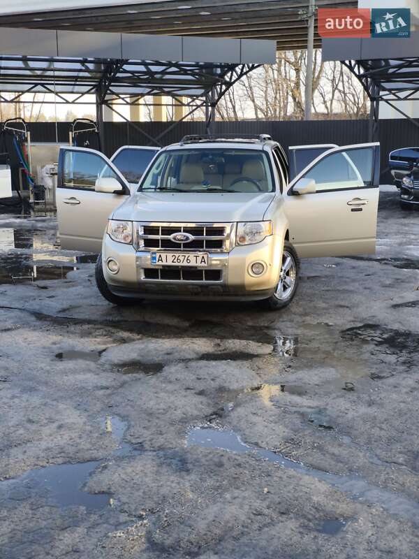 Позашляховик / Кросовер Ford Escape 2011 в Броварах