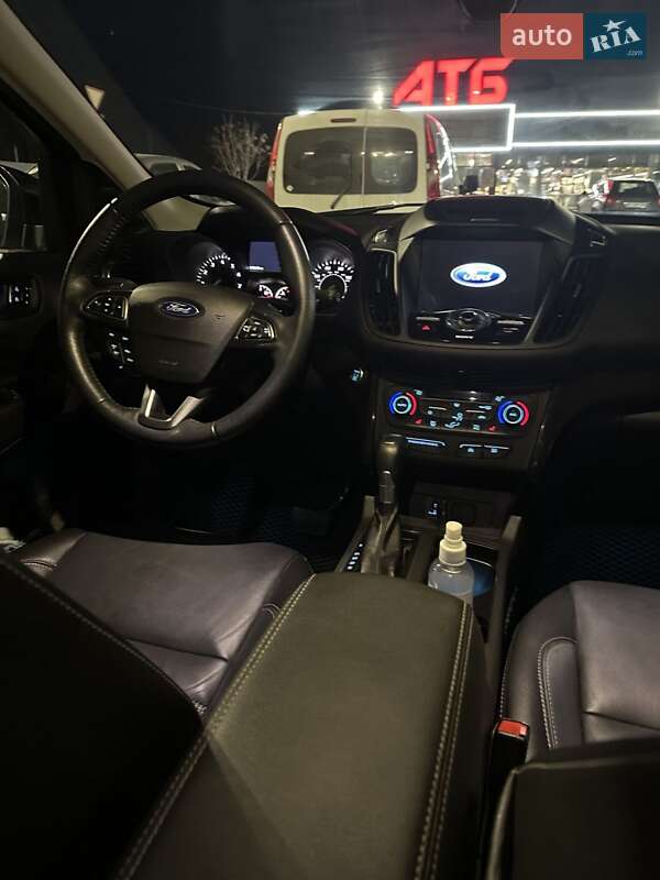 Внедорожник / Кроссовер Ford Escape 2017 в Одессе фото 12 Внедорожник / Кроссовер Ford Escape 2017 в Одессе
