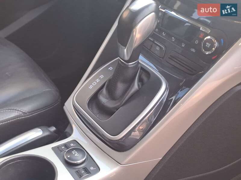 Позашляховик / Кросовер Ford Escape 2012 в Одесі