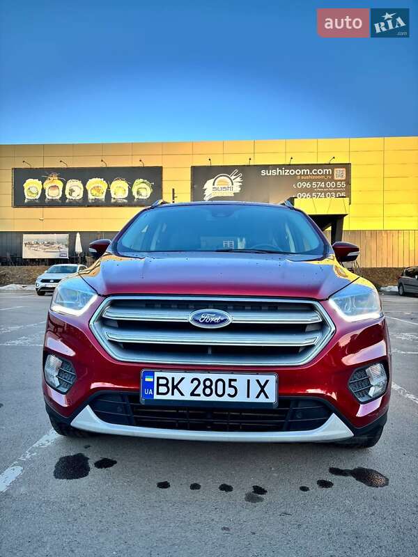 Внедорожник / Кроссовер Ford Escape 2017 в Ровно