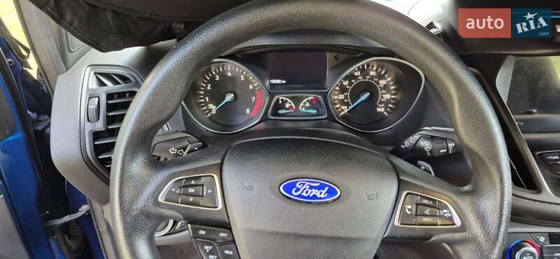 Позашляховик / Кросовер Ford Escape 2016 в Києві фото 6 Позашляховик / Кросовер Ford Escape 2016 в Києві