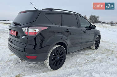 Внедорожник / Кроссовер Ford Escape 2017 в Сумах