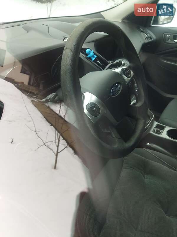 Внедорожник / Кроссовер Ford Escape 2013 в Каневе фото 4 Внедорожник / Кроссовер Ford Escape 2013 в Каневе