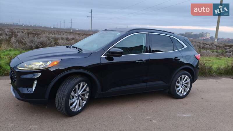 Позашляховик / Кросовер Ford Escape 2021 в Одесі