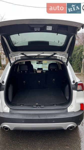 Внедорожник / Кроссовер Ford Escape 2020 в Одессе