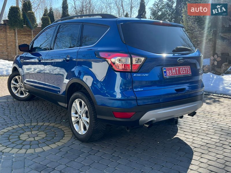 Внедорожник / Кроссовер Ford Escape 2018 в Дубно