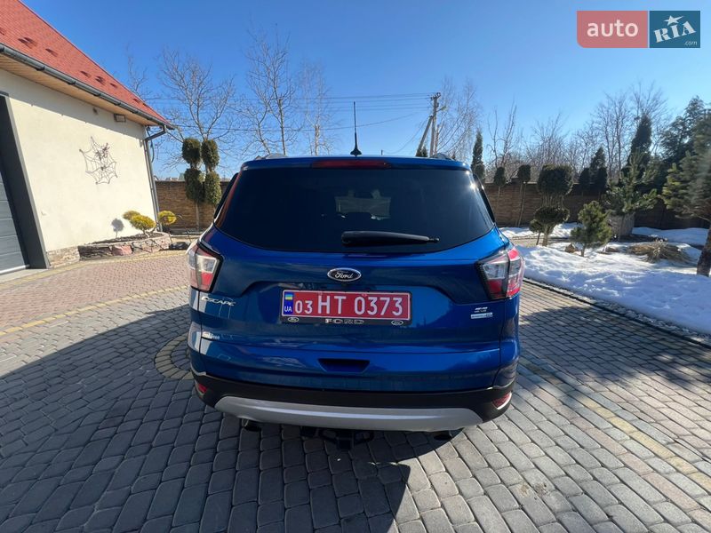 Внедорожник / Кроссовер Ford Escape 2018 в Дубно