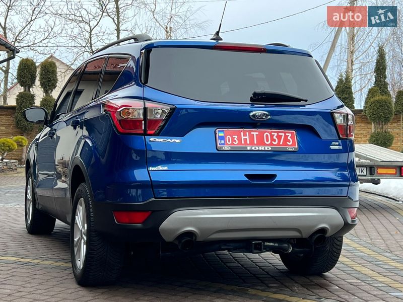 Внедорожник / Кроссовер Ford Escape 2018 в Дубно