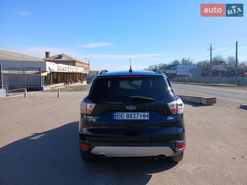 Позашляховик / Кросовер Ford Escape 2016 в Первомайську