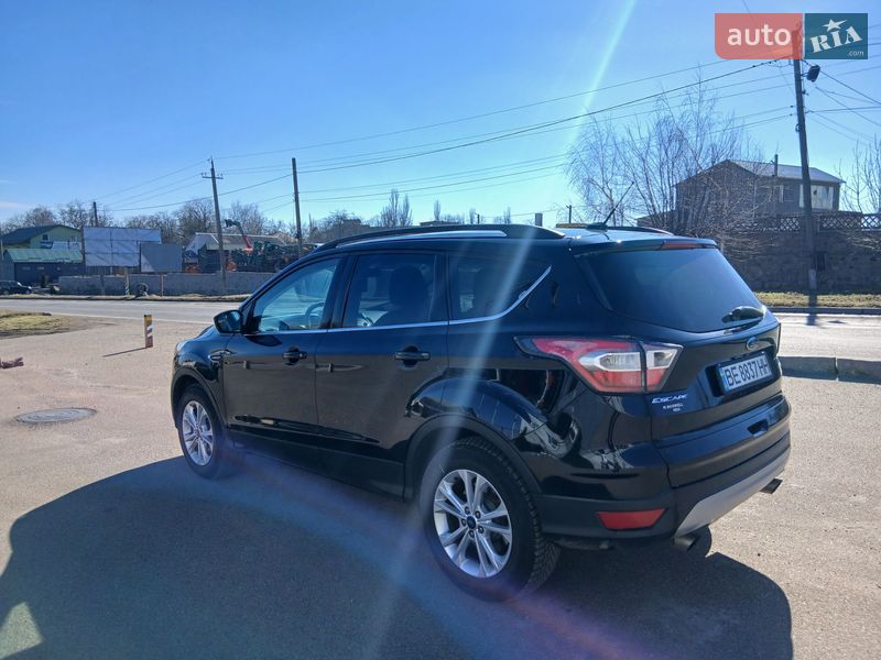 Позашляховик / Кросовер Ford Escape 2016 в Первомайську