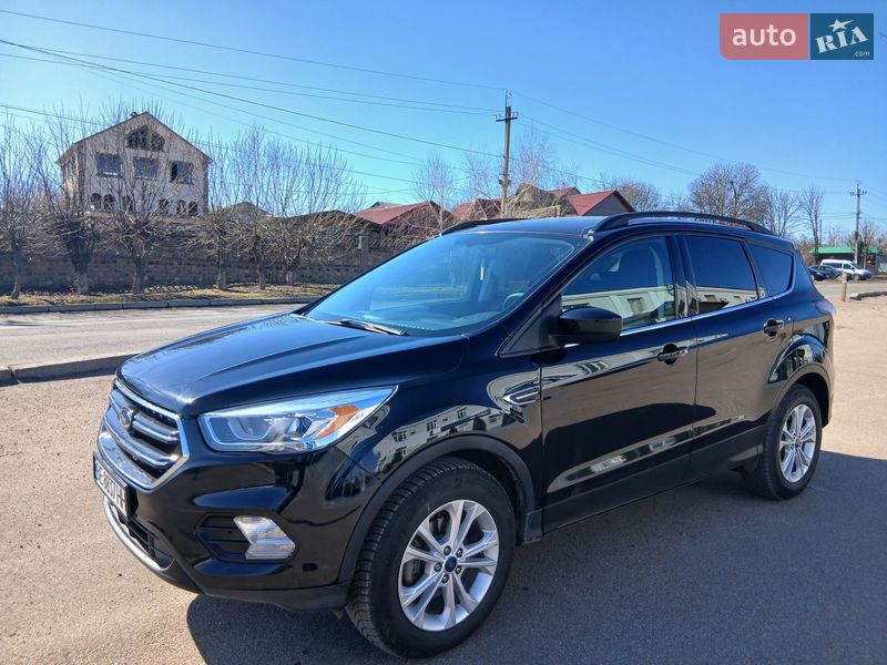 Позашляховик / Кросовер Ford Escape 2016 в Первомайську