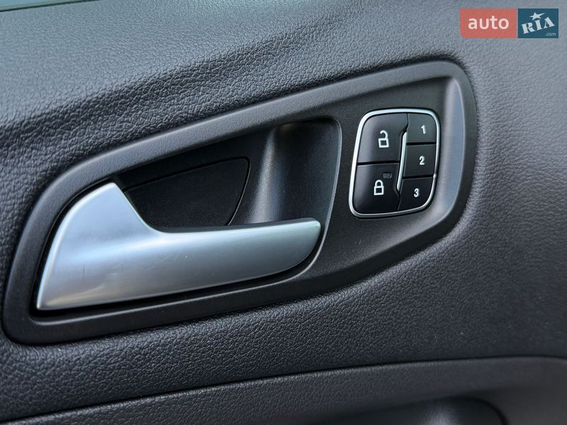 Внедорожник / Кроссовер Ford Escape 2018 в Дрогобыче фото 29 Внедорожник / Кроссовер Ford Escape 2018 в Дрогобыче