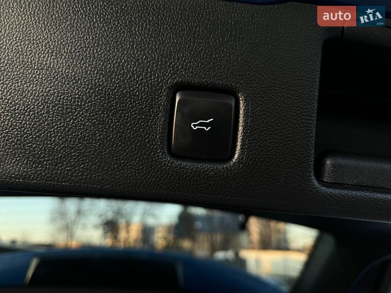 Внедорожник / Кроссовер Ford Escape 2023 в Львове