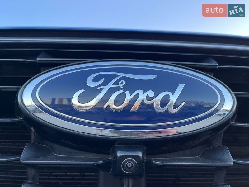 Внедорожник / Кроссовер Ford Escape 2023 в Львове