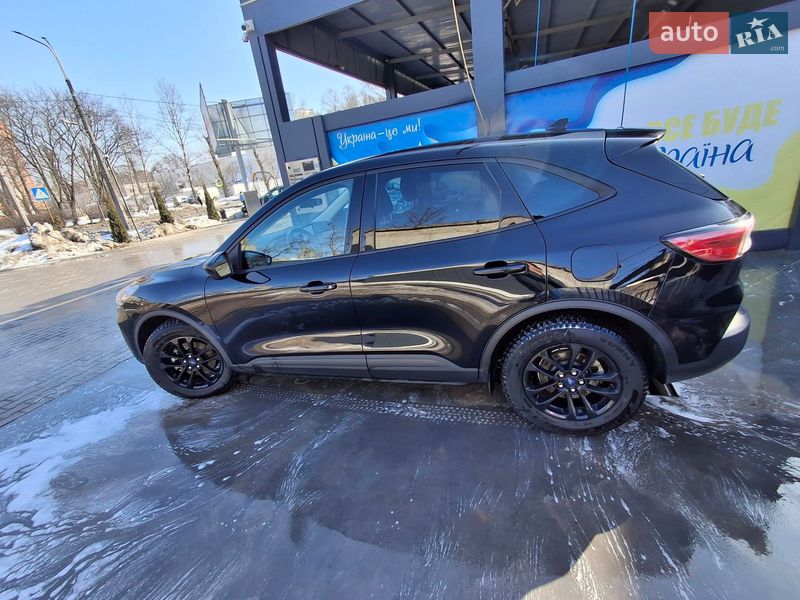 Внедорожник / Кроссовер Ford Escape 2020 в Тернополе
