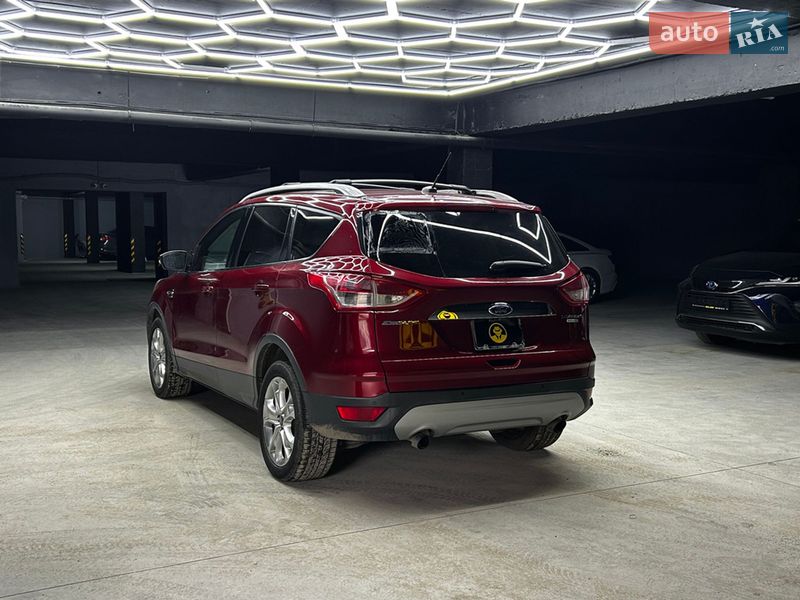 Внедорожник / Кроссовер Ford Escape 2014 в Черновцах