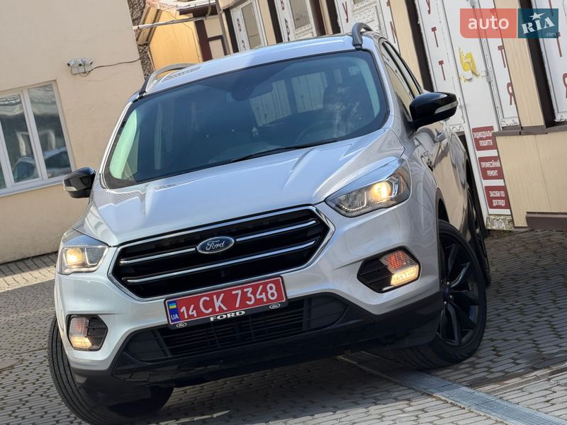 Внедорожник / Кроссовер Ford Escape 2017 в Дрогобыче фото 3 Внедорожник / Кроссовер Ford Escape 2017 в Дрогобыче