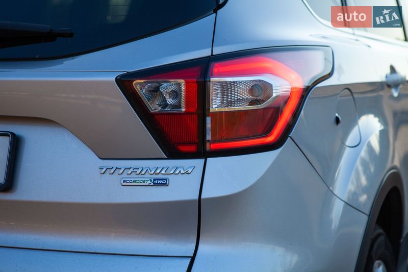 Внедорожник / Кроссовер Ford Escape 2019 в Львове