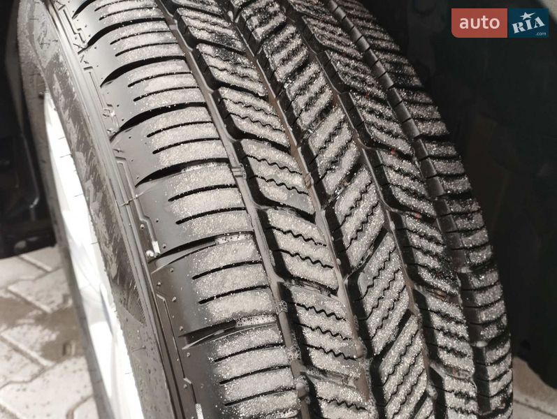 Внедорожник / Кроссовер Ford Escape 2017 в Дубно