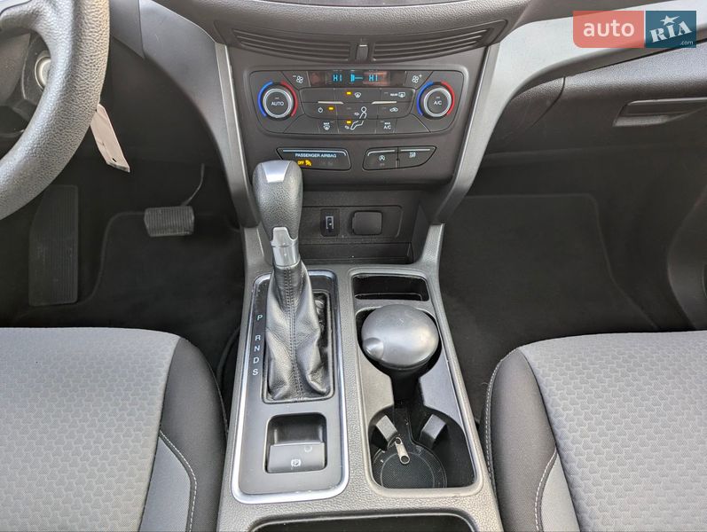 Внедорожник / Кроссовер Ford Escape 2017 в Дубно