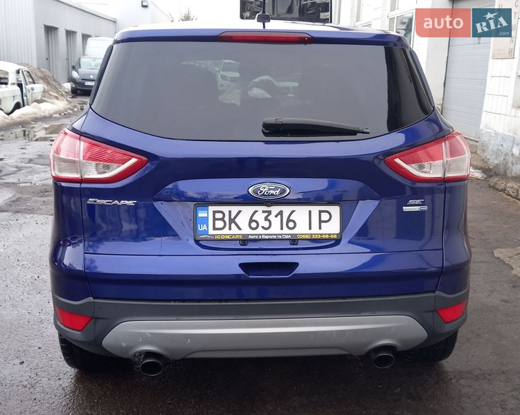 Внедорожник / Кроссовер Ford Escape 2015 в Ровно