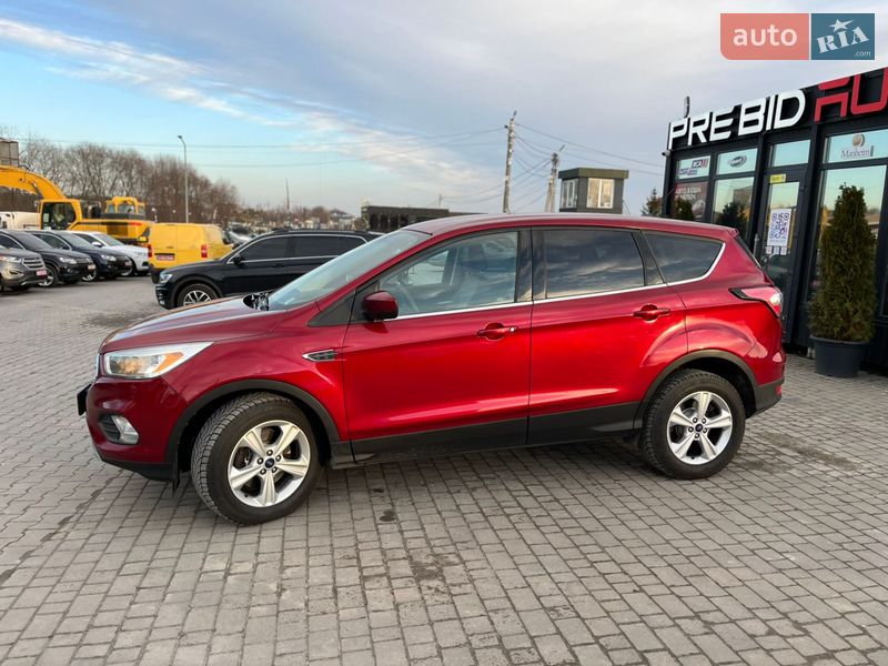 Внедорожник / Кроссовер Ford Escape 2017 в Львове