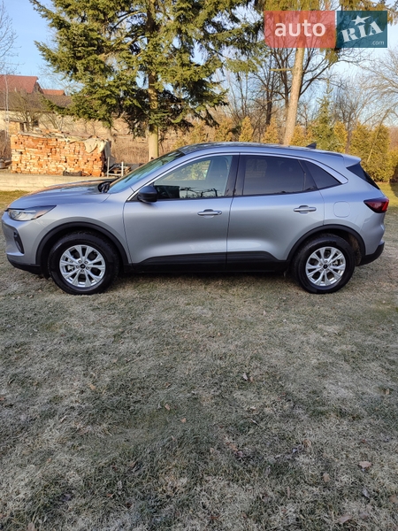 Внедорожник / Кроссовер Ford Escape 2023 в Галиче