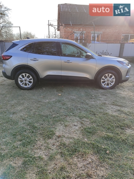 Внедорожник / Кроссовер Ford Escape 2023 в Галиче