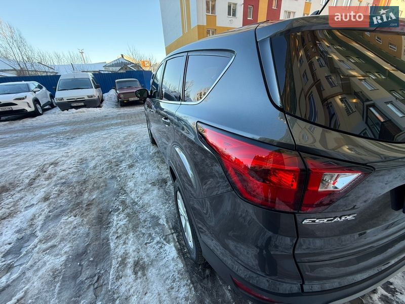 Позашляховик / Кросовер Ford Escape 2018 в Луцьку