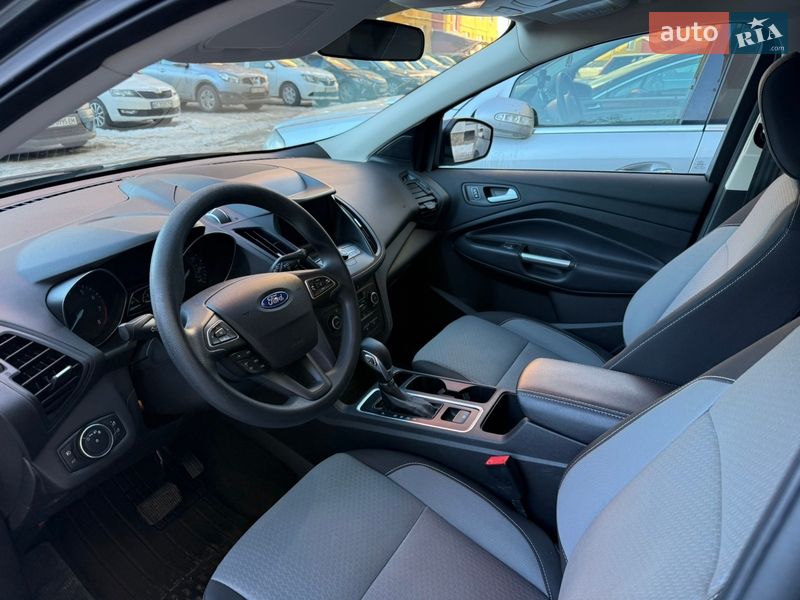 Позашляховик / Кросовер Ford Escape 2018 в Луцьку