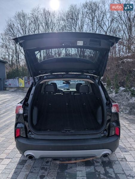 Позашляховик / Кросовер Ford Escape 2020 в Львові