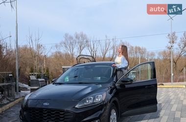 Внедорожник / Кроссовер Ford Escape 2020 в Львове