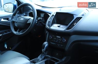 Внедорожник / Кроссовер Ford Escape 2018 в Виннице
